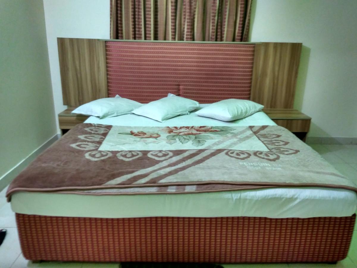 Hotel White Beach Кокс-Базар Екстер'єр фото